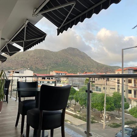 Residencial Santo Amaro Hotel Tarrafal  Ngoại thất bức ảnh