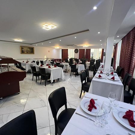 Residencial Santo Amaro Hotel Tarrafal  Ngoại thất bức ảnh