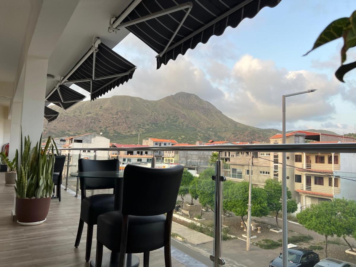 Residencial Santo Amaro Hotel Tarrafal  Ngoại thất bức ảnh